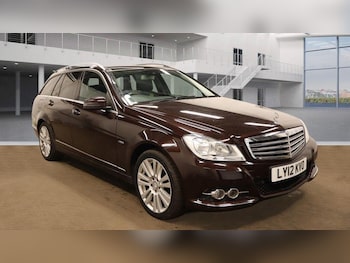 Used Mercedes-Benz C Class 2012 for sale - 77659075: Photo