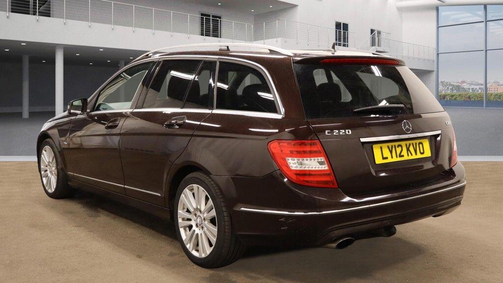 Used Mercedes-Benz C Class 2012 for sale - 77659075: Photo 3