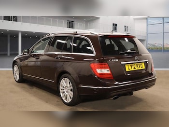 Used Mercedes-Benz C Class 2012 for sale - 77659075: Photo