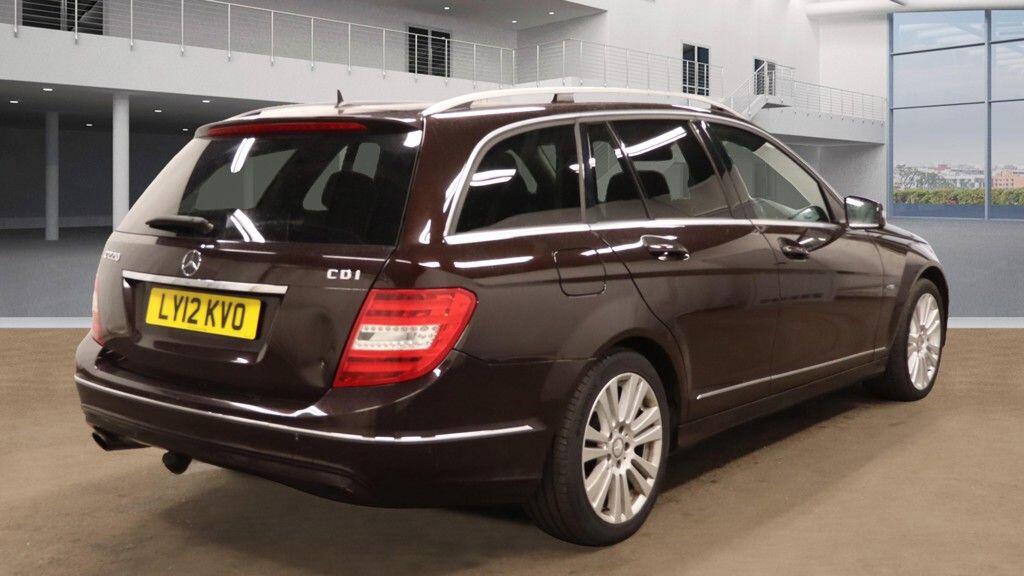 Used Mercedes-Benz C Class 2012 for sale - 77659075: Photo 4