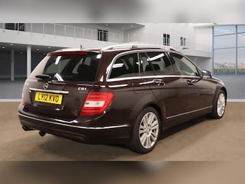 Used Mercedes-Benz C Class 2012 for sale - 77659075: Photo