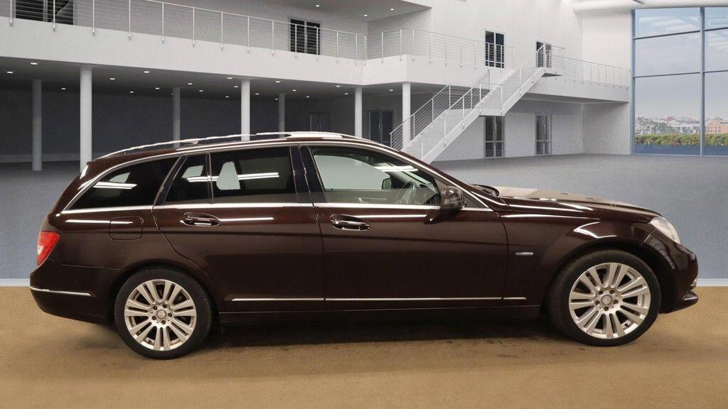 Used Mercedes-Benz C Class 2012 for sale - 77659075: Photo 5