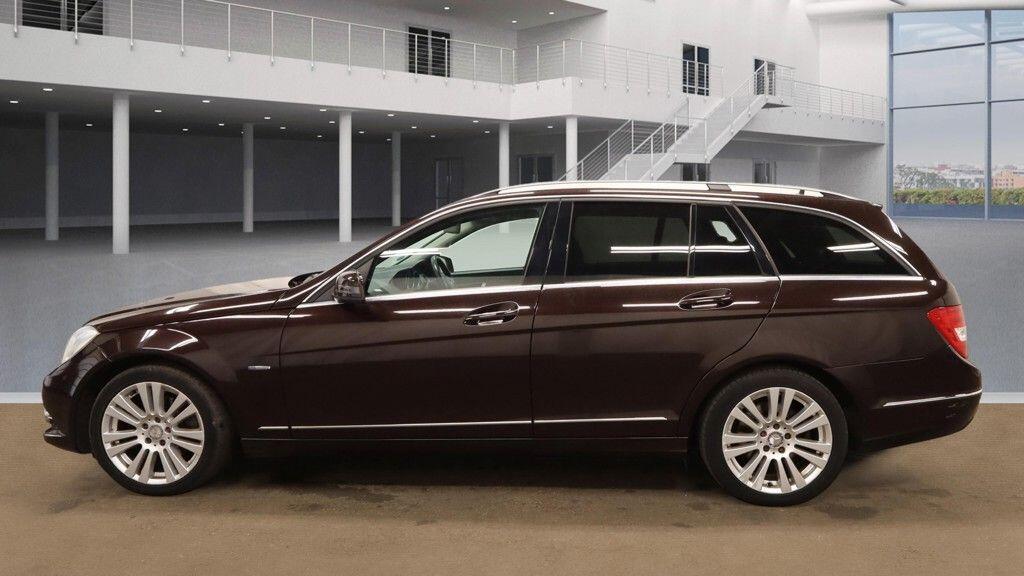 Used Mercedes-Benz C Class 2012 for sale - 77659075: Photo 6