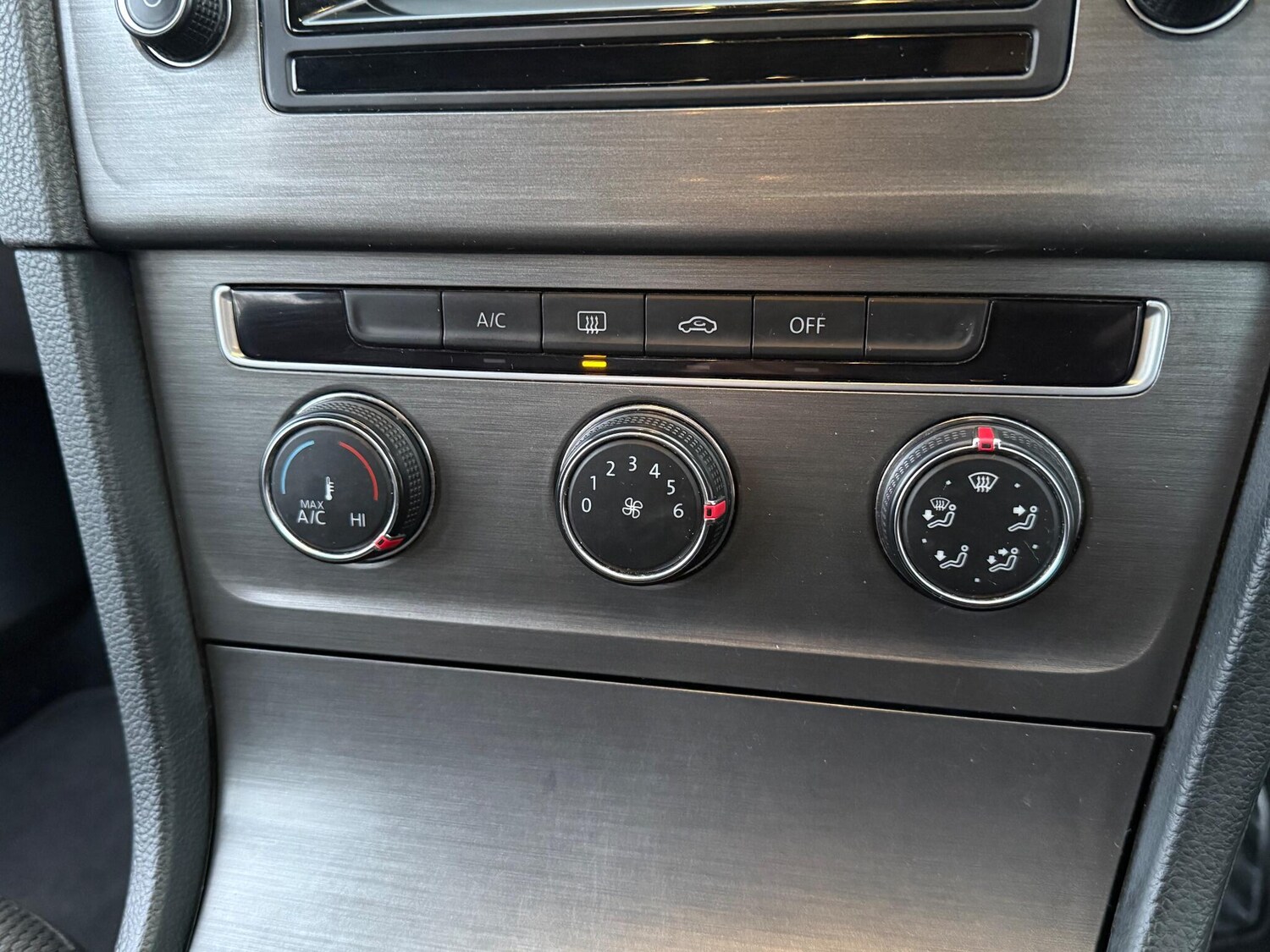 Used Volkswagen Golf 2013 for sale - 77470461: Photo 22