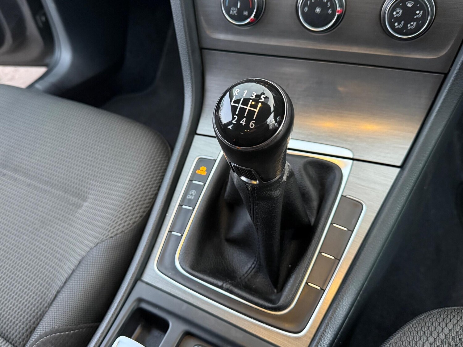 Used Volkswagen Golf 2013 for sale - 77470461: Photo 24