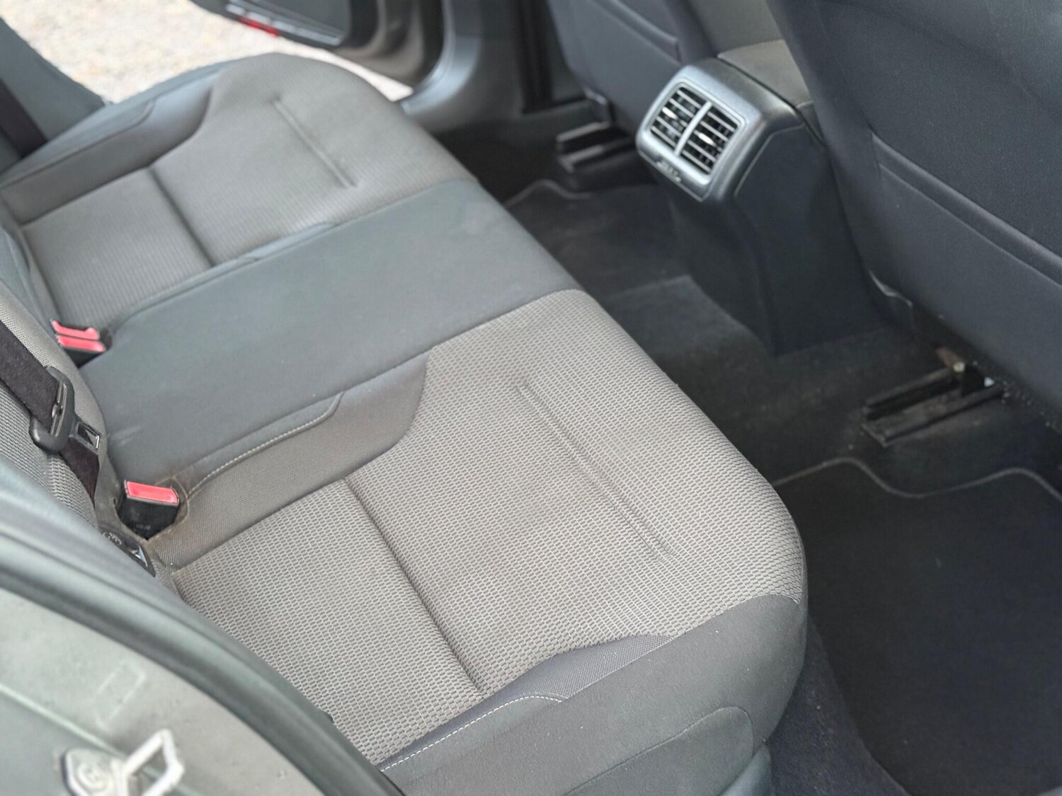 Used Volkswagen Golf 2013 for sale - 77470461: Photo 28