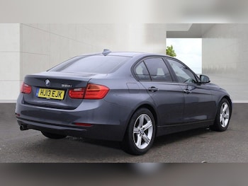 Used BMW 3 Series 2013 for sale - 79533027: Photo