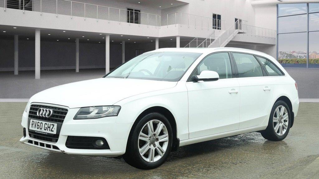 Used Audi A4 2010 for sale - 77658133: Photo 2