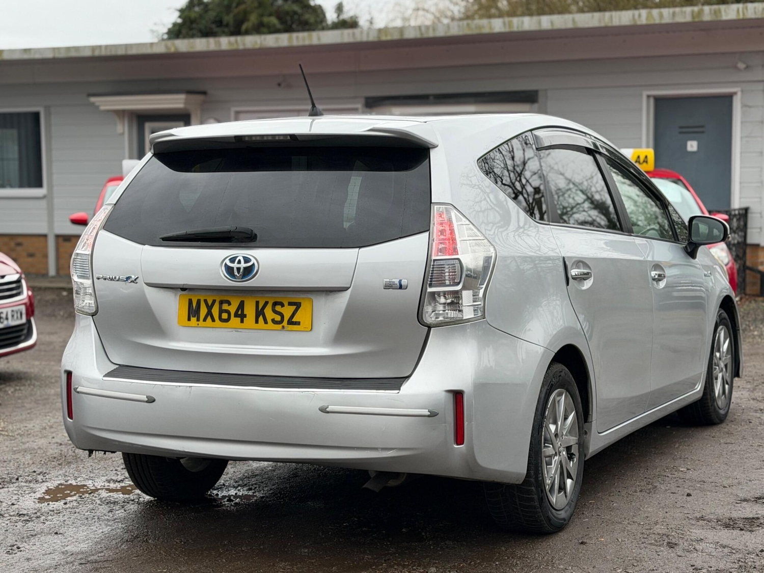Used Toyota Prius+ 2020 for sale - 77585974: Photo 10