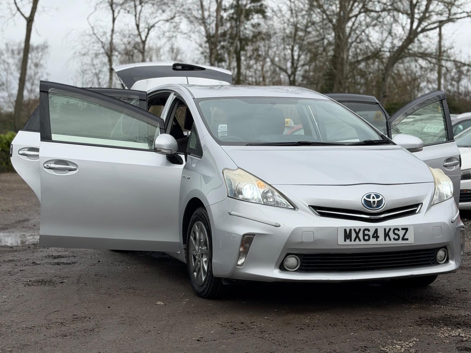 Used Toyota Prius+ 2020 for sale - 77585974: Photo 30