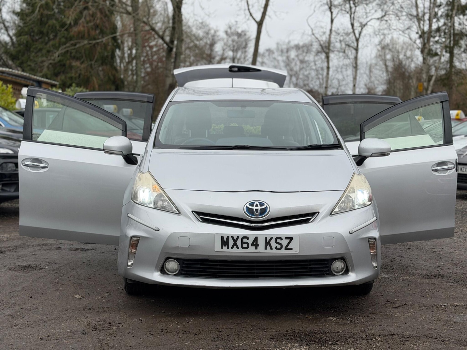 Used Toyota Prius+ 2020 for sale - 77585974: Photo 31