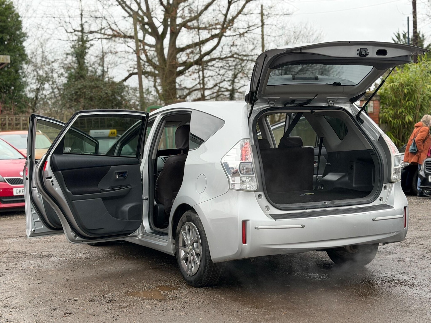 Used Toyota Prius+ 2020 for sale - 77585974: Photo 33