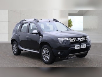 Used Dacia Duster 2015 for sale - 79453689: Photo
