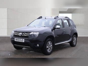 Used Dacia Duster 2015 for sale - 79453689: Photo