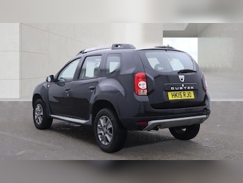 Used Dacia Duster 2015 for sale - 79453689: Photo