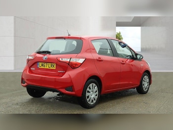 Used Toyota Yaris 2017 for sale - 79132219: Photo