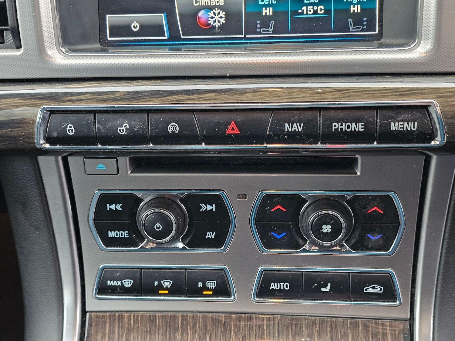 Used Jaguar XF 2014 for sale - 77469019: Photo 27