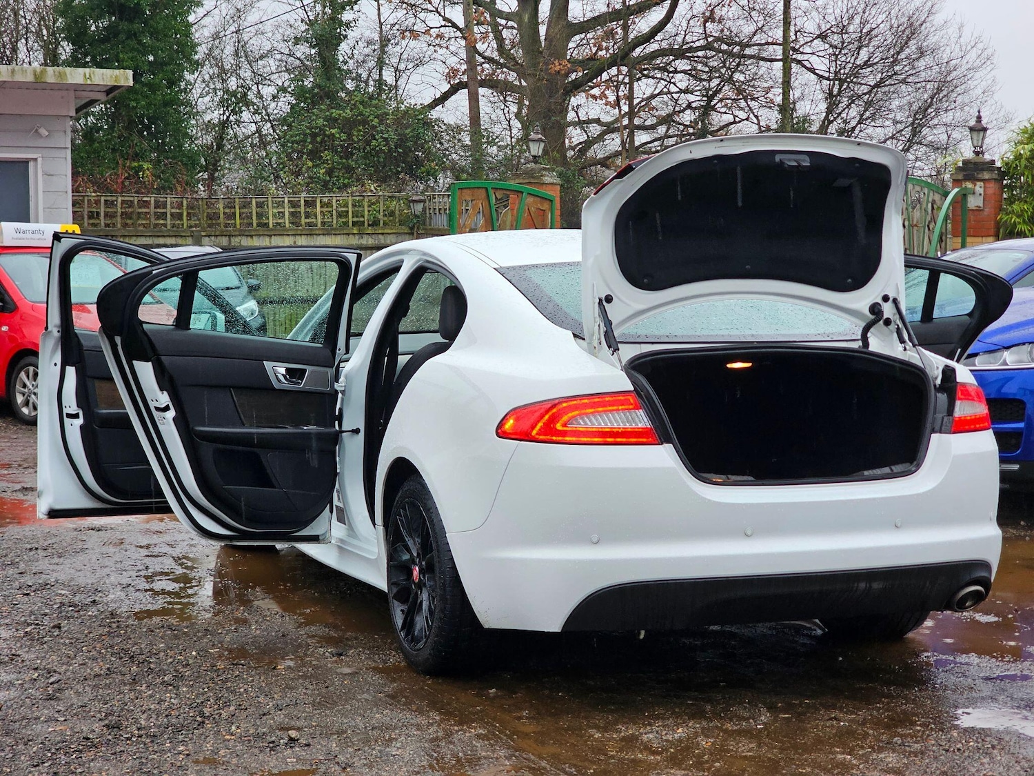 Used Jaguar XF 2014 for sale - 77469019: Photo 41