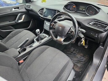 Used Peugeot 308 2018 for sale - 77470468: Photo