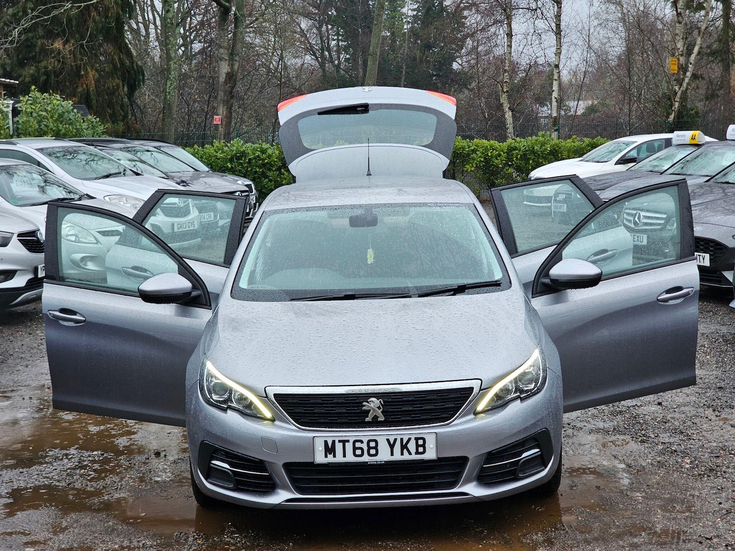 Used Peugeot 308 2018 for sale - 77470468: Photo 3