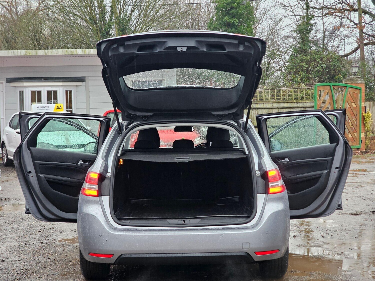 Used Peugeot 308 2018 for sale - 77470468: Photo 35