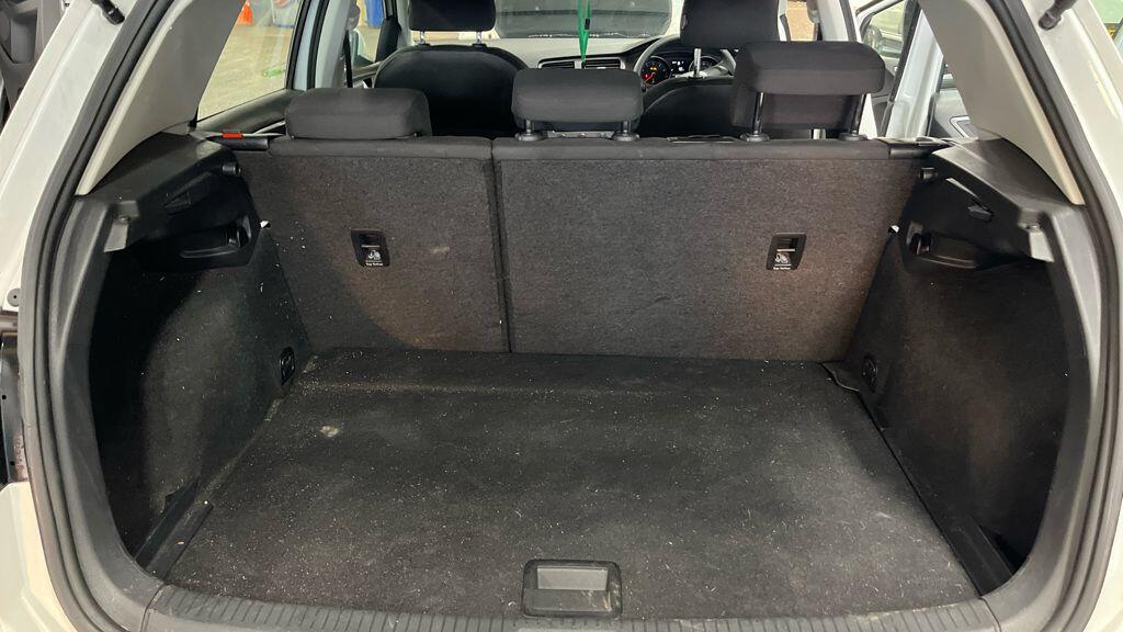 Used Volkswagen Golf 2017 for sale - 78085985: Photo 20