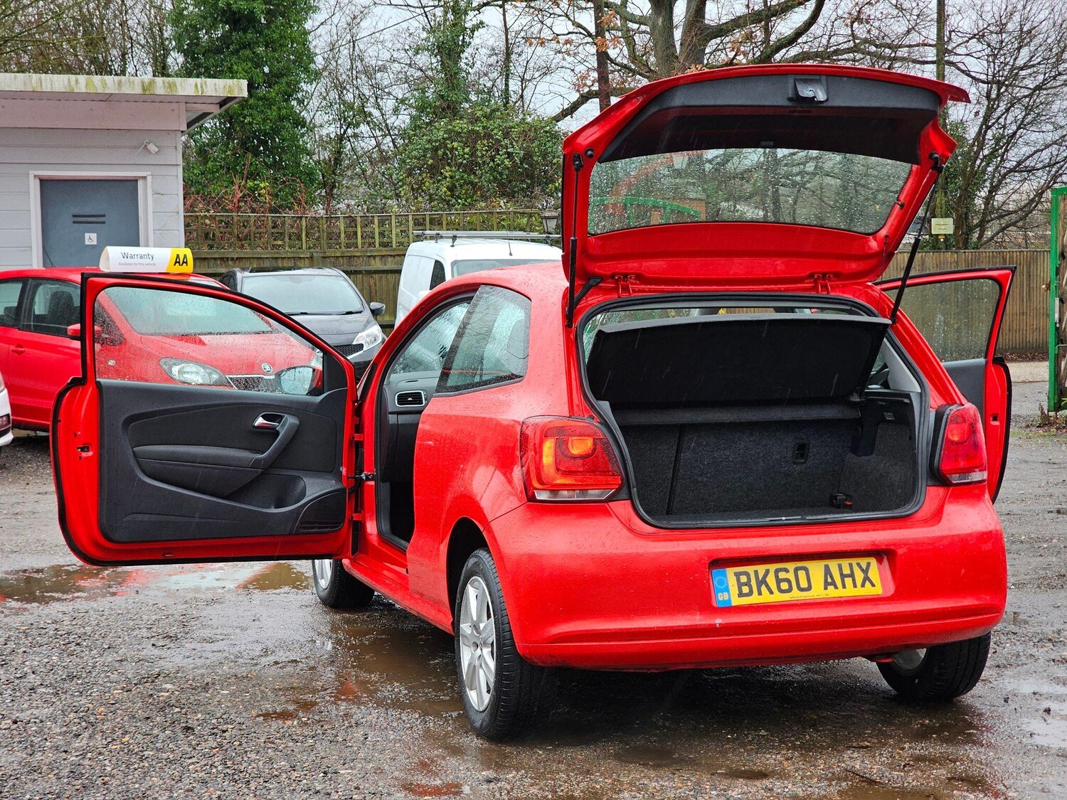 Used Volkswagen Polo 2010 for sale - 77470446: Photo 33