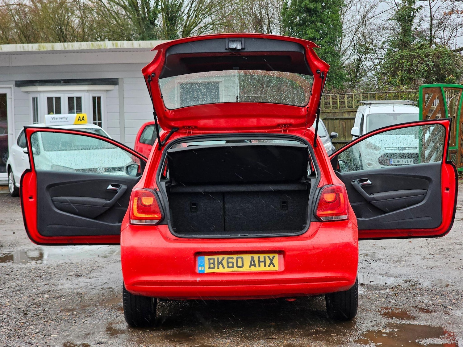 Used Volkswagen Polo 2010 for sale - 77470446: Photo 34