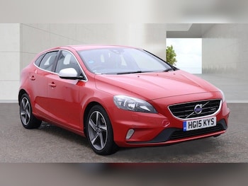 Used Volvo V40 2015 for sale - 79278895: Photo