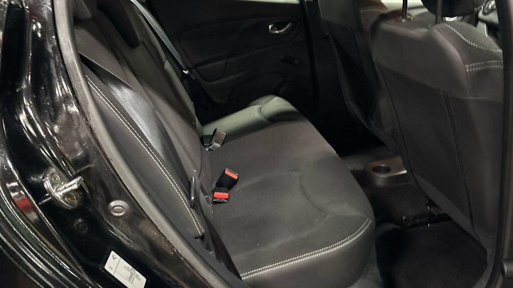 Used Renault Clio for sale - 77497530: Photo 27