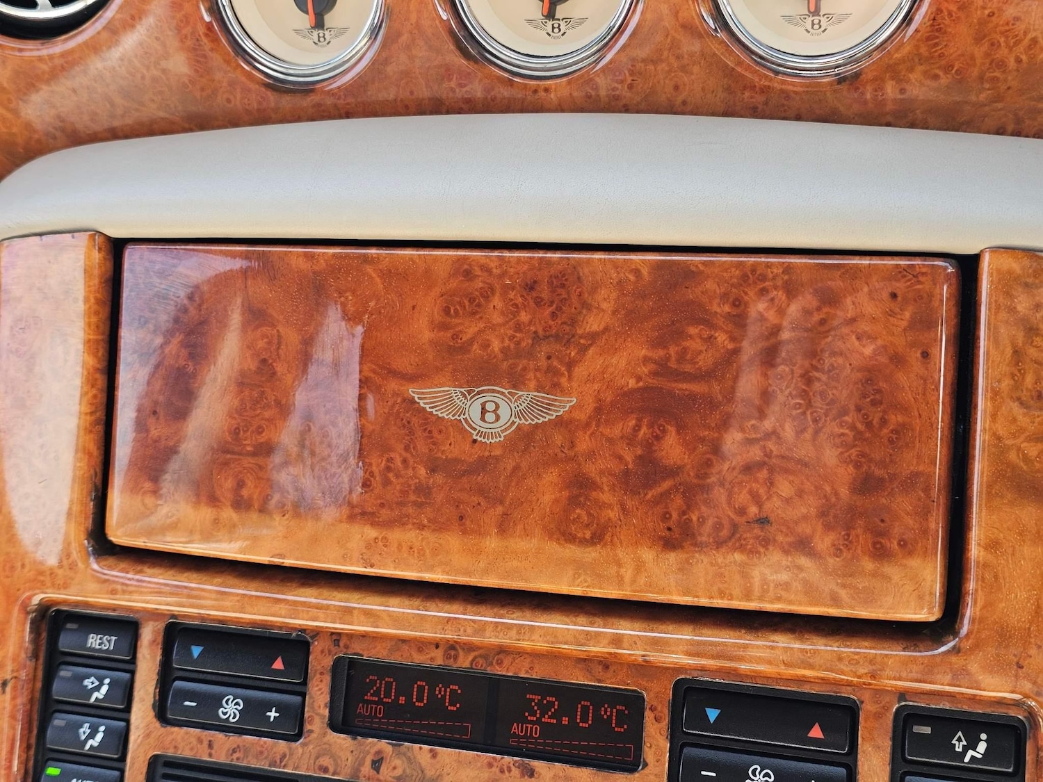 Used Bentley Arnage 1999 for sale - 77470449: Photo 32