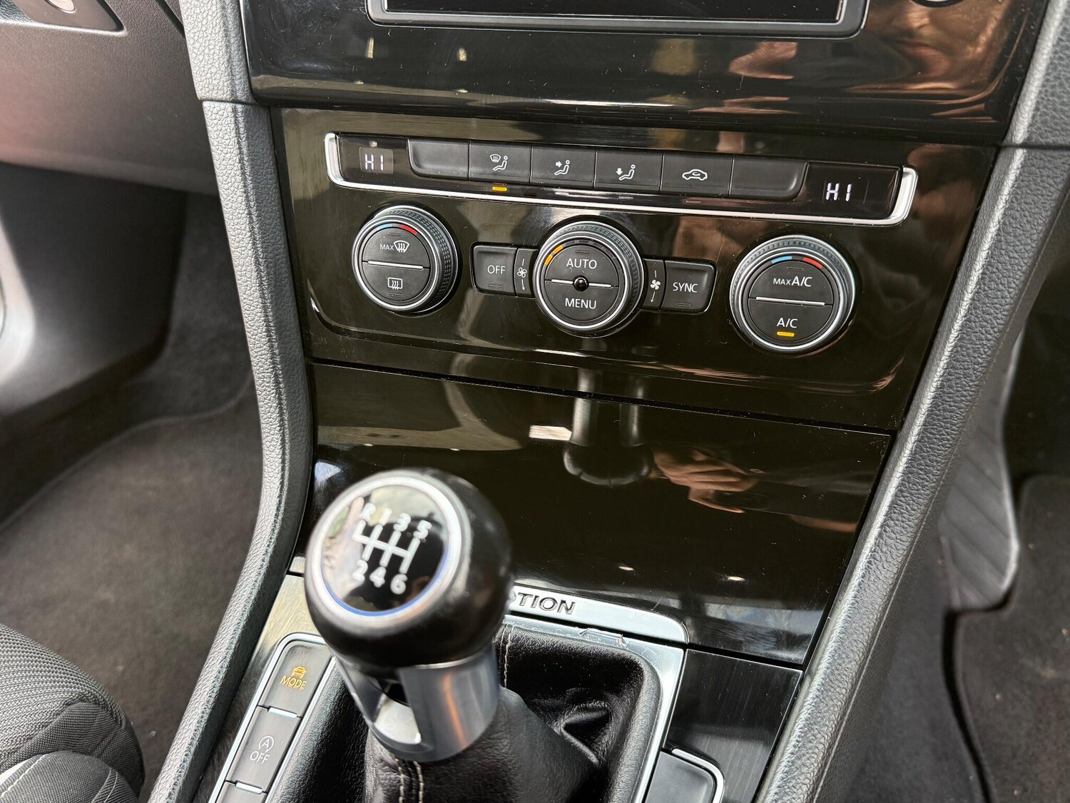 Used Volkswagen Golf 2014 for sale - 77470481: Photo 23