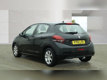 Used Peugeot 208 2016 for sale - 78662610: Photo
