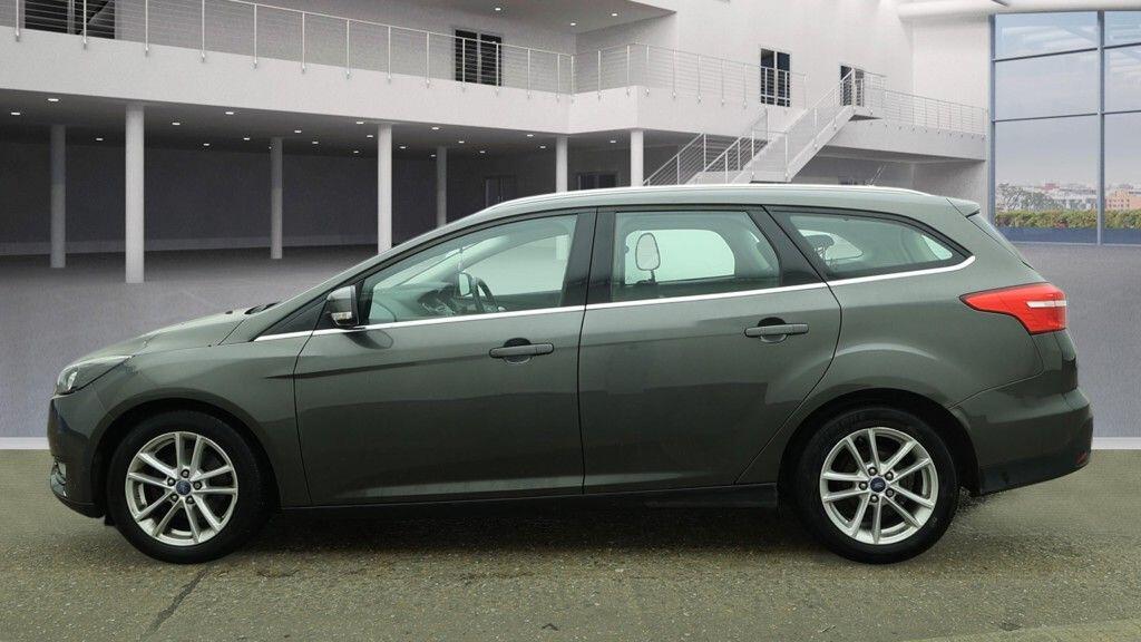 Used Ford Focus 2015 for sale - 78086308: Photo 19