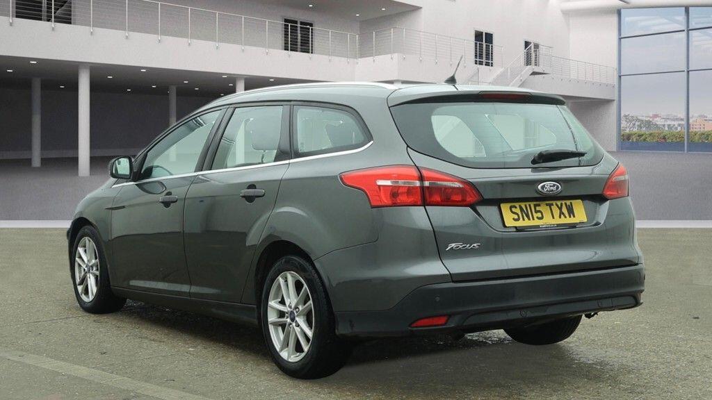 Used Ford Focus 2015 for sale - 78086308: Photo 3
