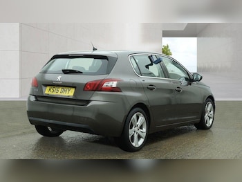 Used Peugeot 308 2015 for sale - 79034415: Photo