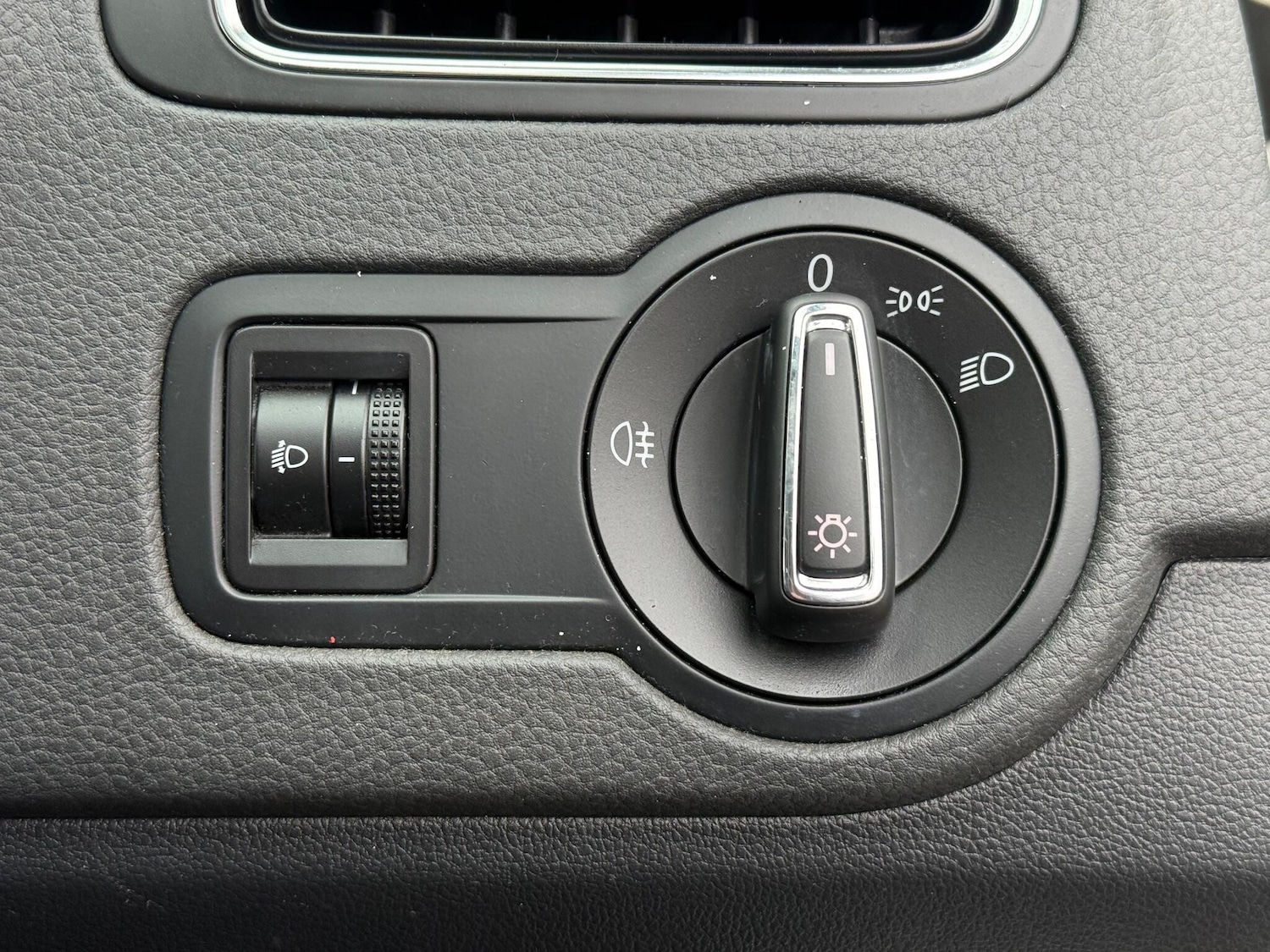 Used Volkswagen Polo 2014 for sale - 77470479: Photo 13