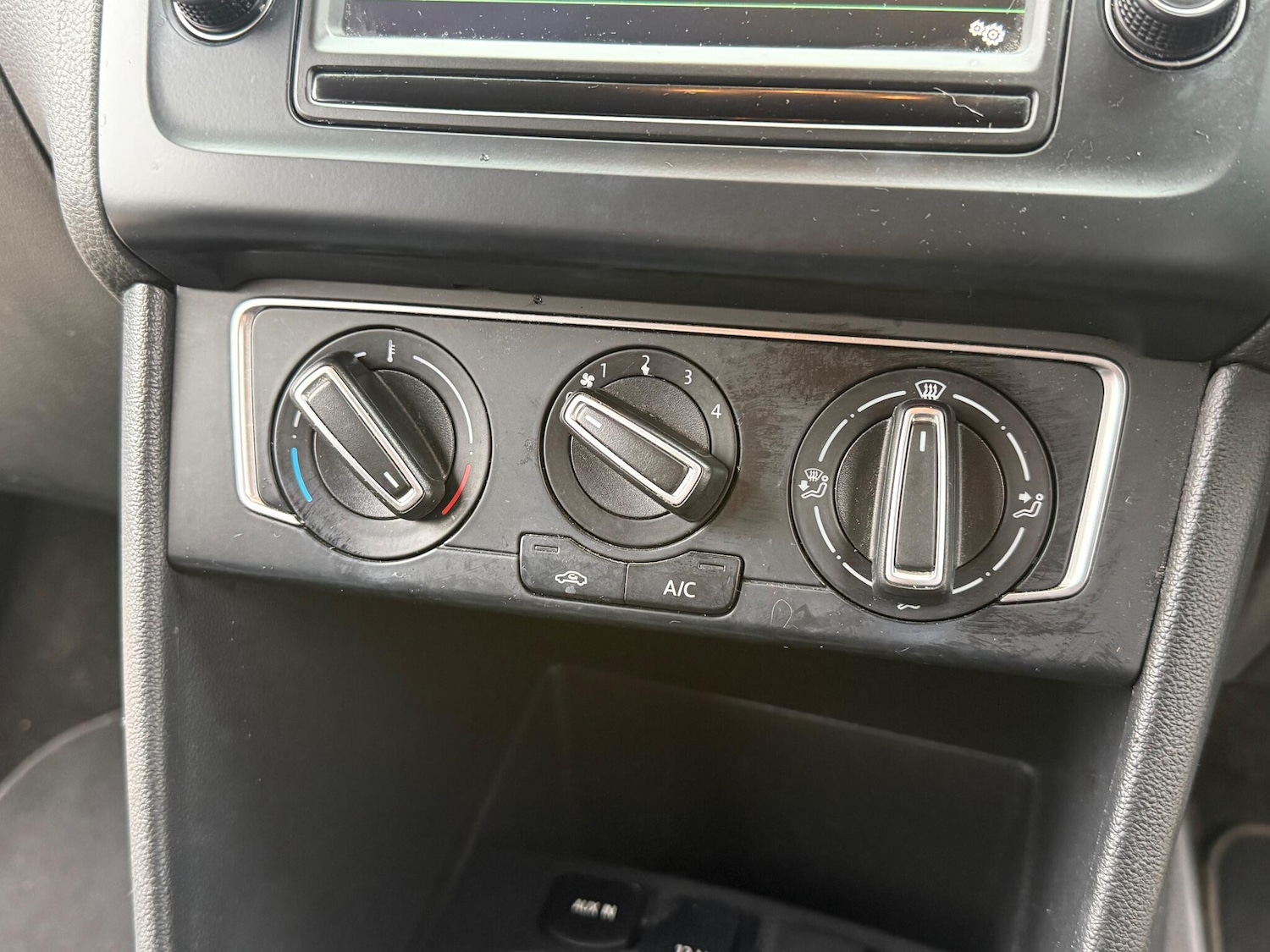 Used Volkswagen Polo 2014 for sale - 77470479: Photo 20