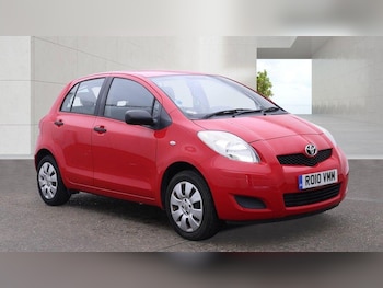 Used Toyota Yaris 2010 for sale - 79465115: Photo