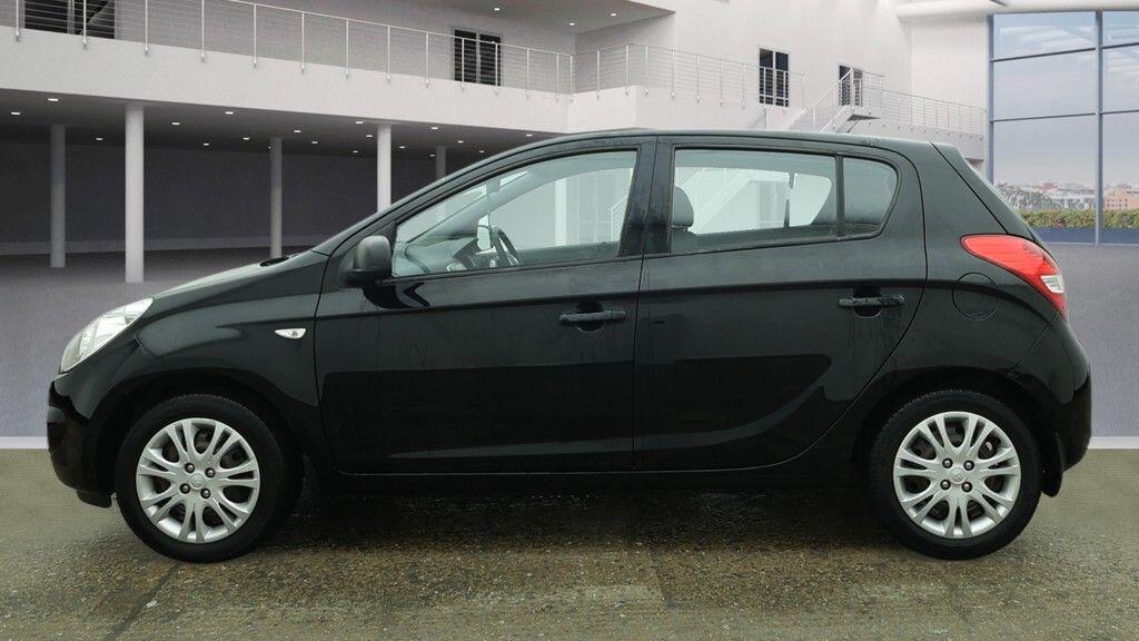 Used Hyundai i20 2010 for sale - 77794412: Photo 7