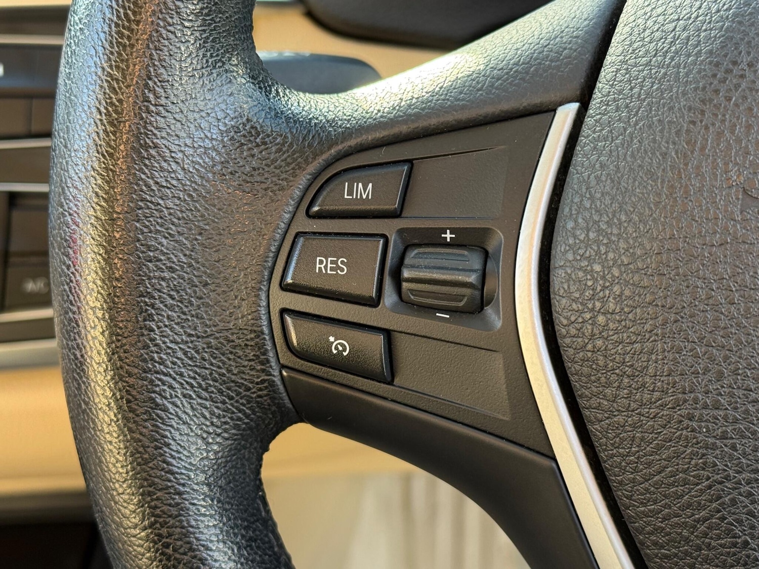 Used BMW 3 Series 2014 for sale - 77470477: Photo 14