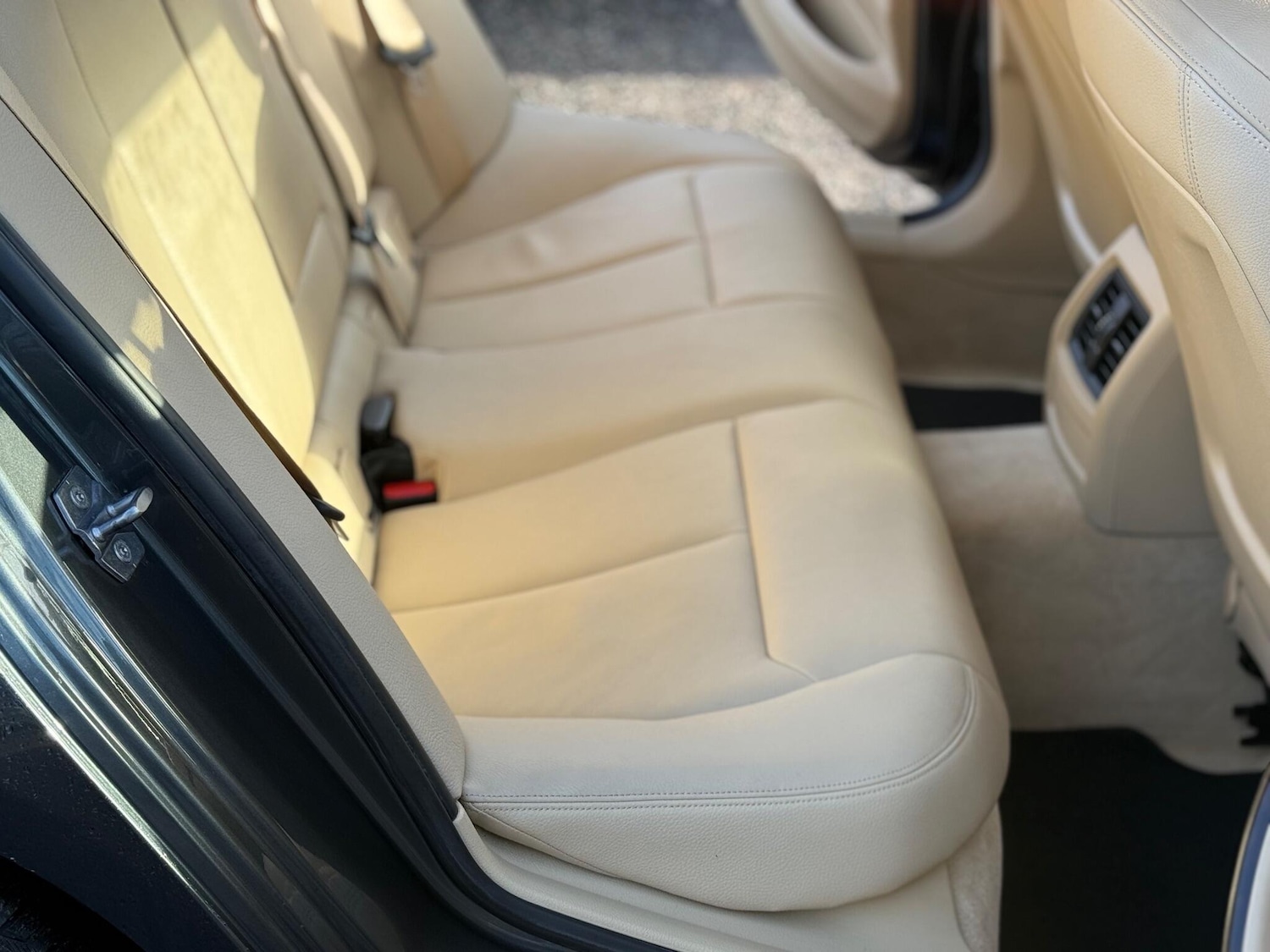 Used BMW 3 Series 2014 for sale - 77470477: Photo 36