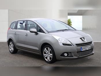 Used Peugeot 5008 2013 for sale - 79774421: Photo