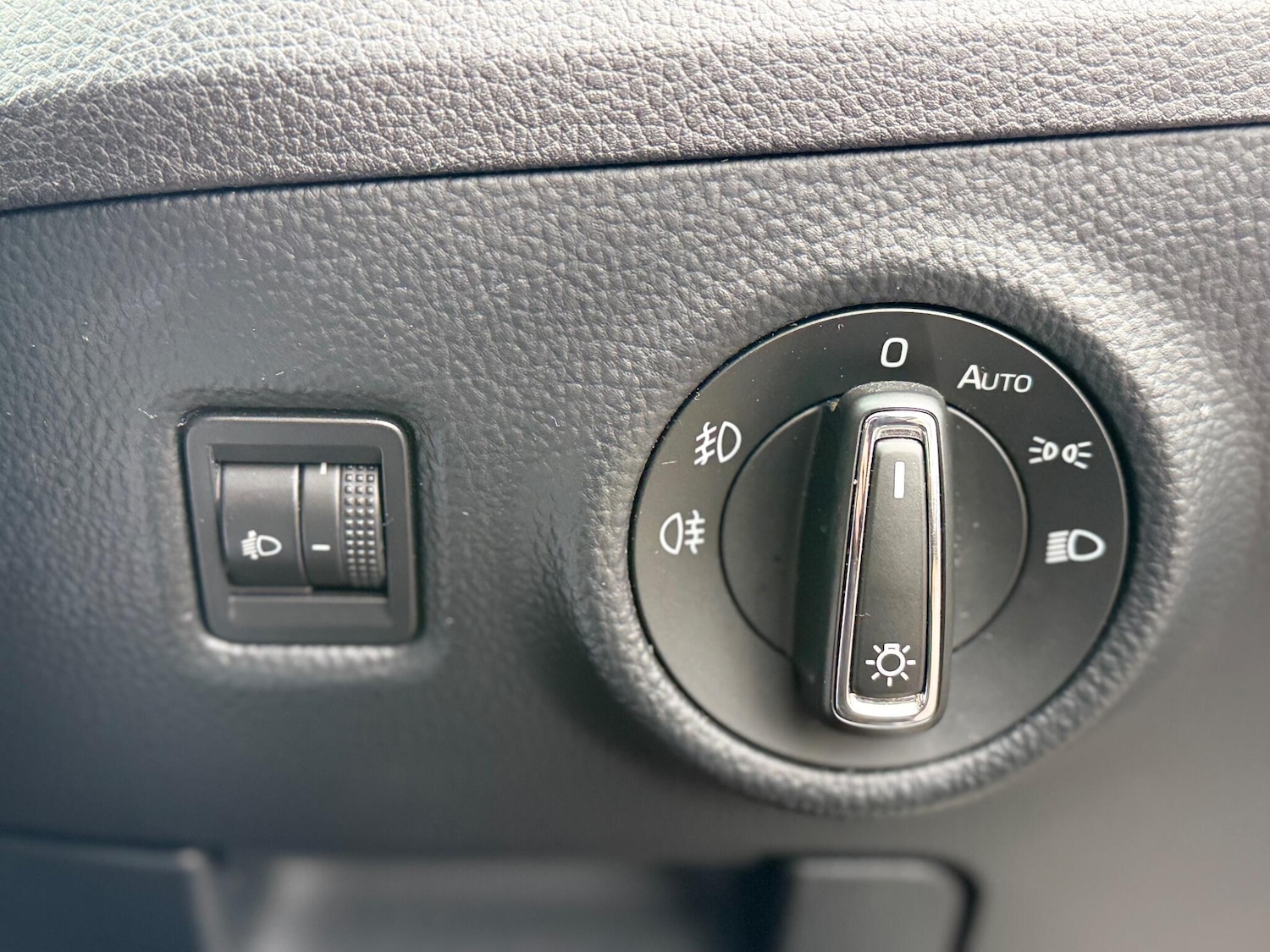 Used Skoda Superb 2016 for sale - 77470465: Photo 11