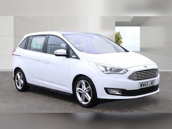 Used Ford Grand C-Max 2015 for sale - 79532936: Photo