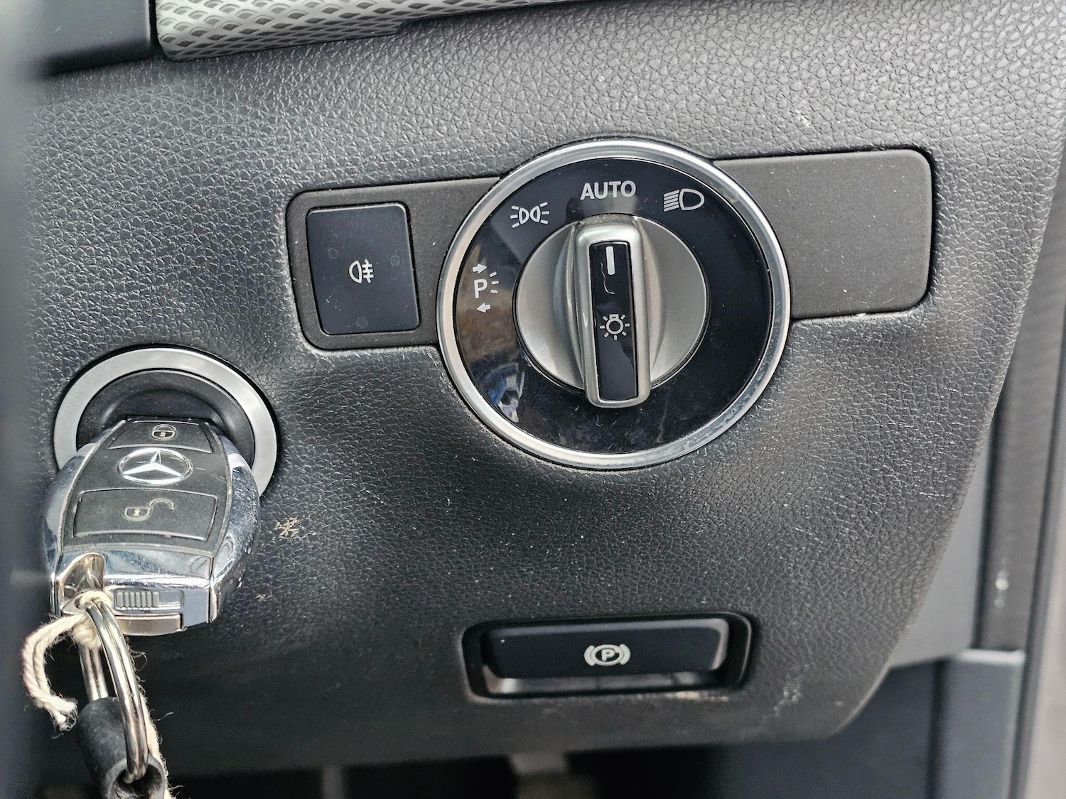 Used Mercedes-Benz B Class 2015 for sale - 77470455: Photo 18