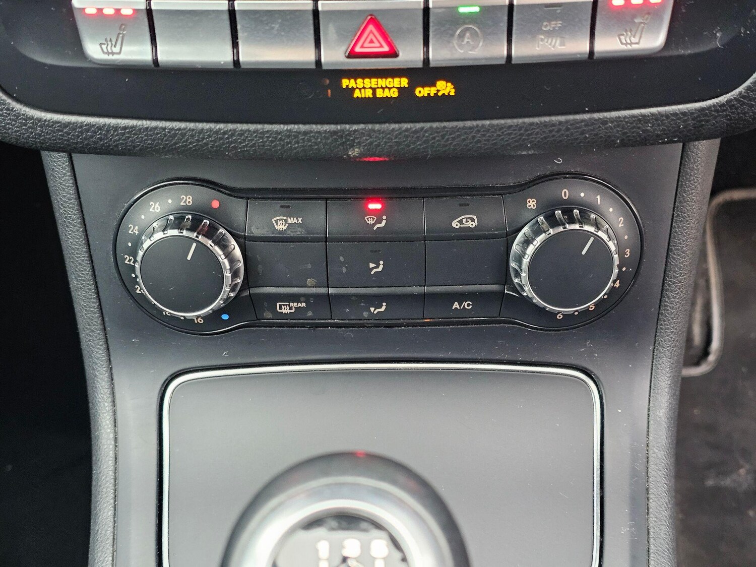 Used Mercedes-Benz B Class 2015 for sale - 77470455: Photo 28