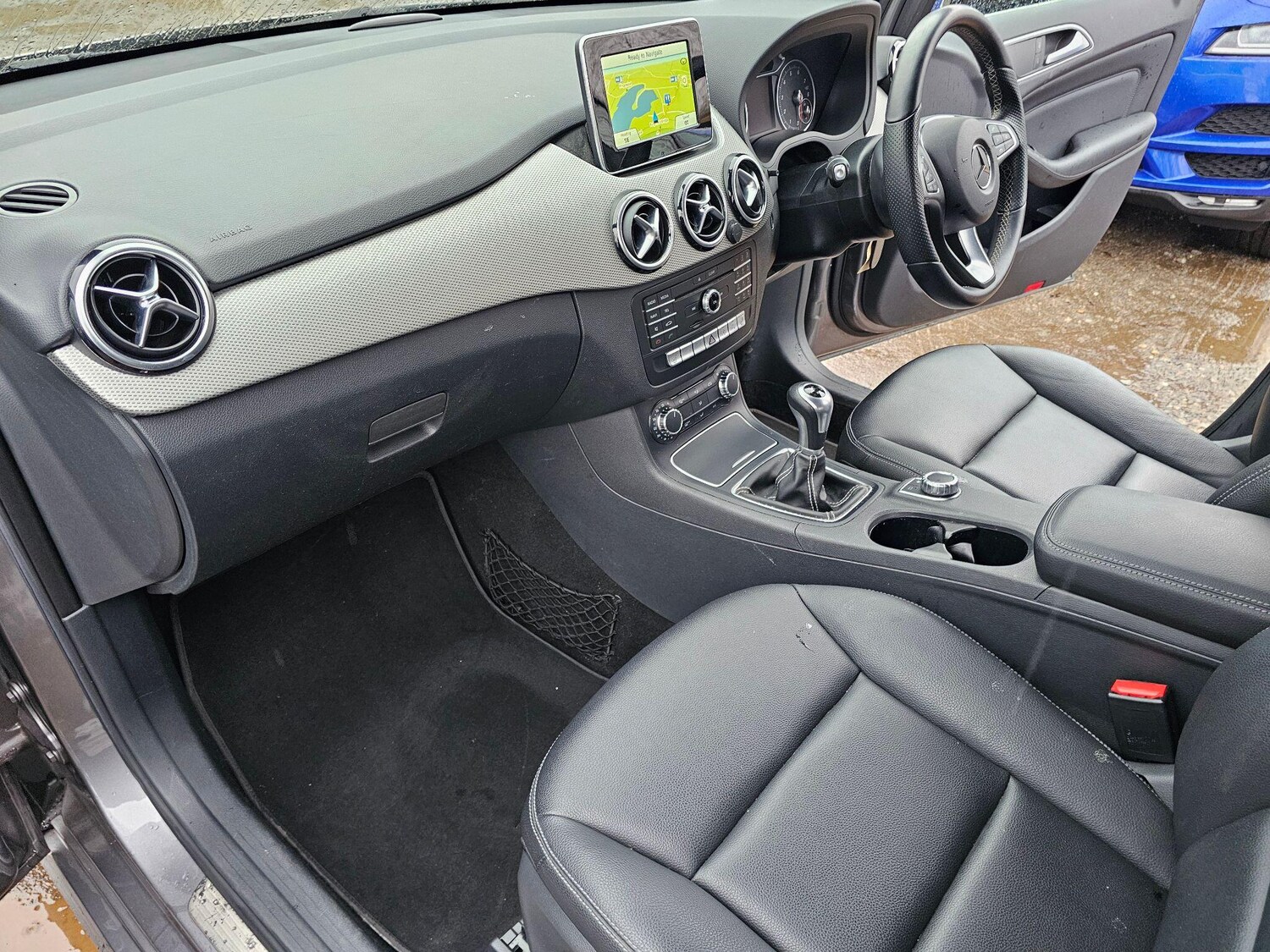 Used Mercedes-Benz B Class 2015 for sale - 77470455: Photo 38