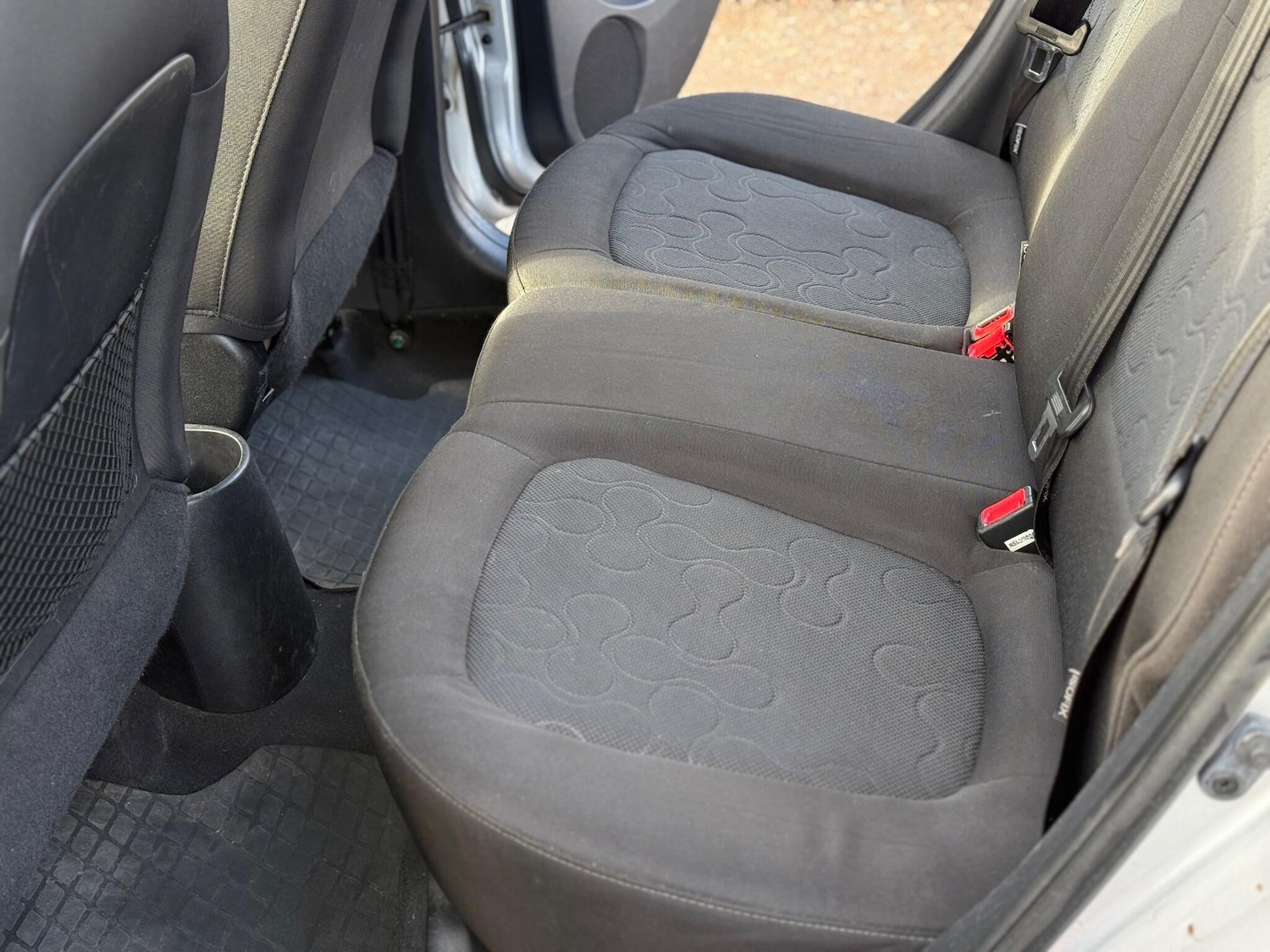 Used Hyundai i20 2011 for sale - 77470450: Photo 24