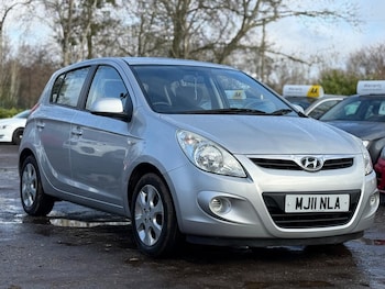 Used Hyundai i20 2011 for sale - 77470450: Photo